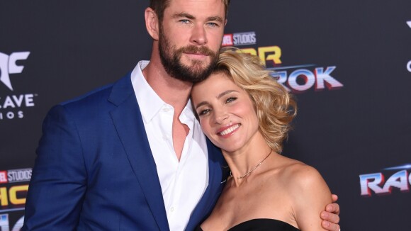 Chris Hemsworth donne un cours de danse hilarant à Elsa Pataky