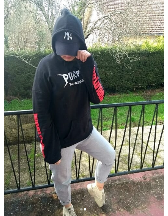 Melissandre, ex-témoin boulimique dans "Tellement Vrai" (NRJ12), a bien changé. Elle dévoile sa nouvelle silhouette sur Instagram.