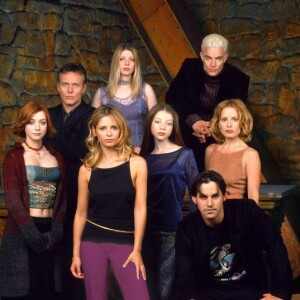 Buffy contre les vampires va revenir ! La Fox a annoncé en juillet 2018 le retour de la série culte dans une nouvelle version avec une héroïne noire.