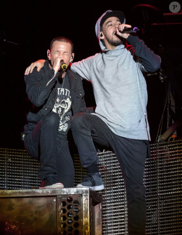 Chester Bennington et Mike Shinoda - Linkin Park en concert au "MGM Resorts Festival Grounds" à Las vegas, le 9 mai 2015