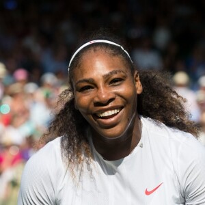 Angelique Kerber remporte le tournoi en battant Serena Williams en finale à Wimbledon à Londres.  Le 14 juillet 2018.