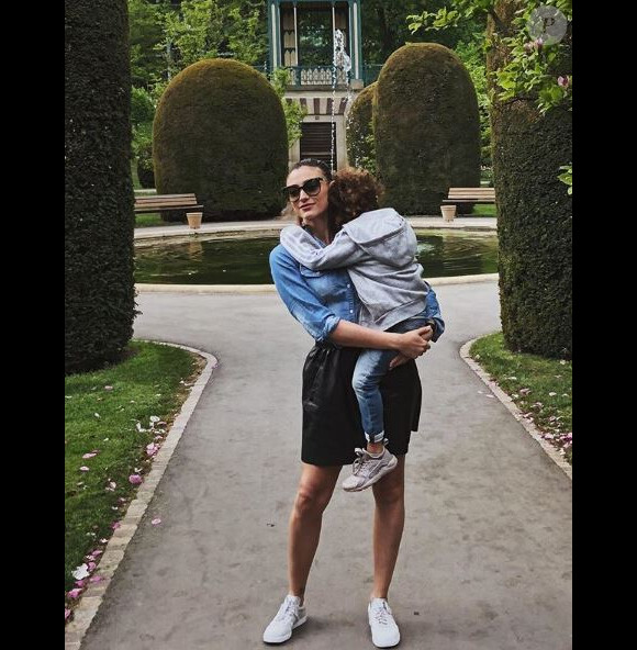 Rachel Legrain-Trapani avec son fils Gianni sur Instagram le 25 avril 2018.