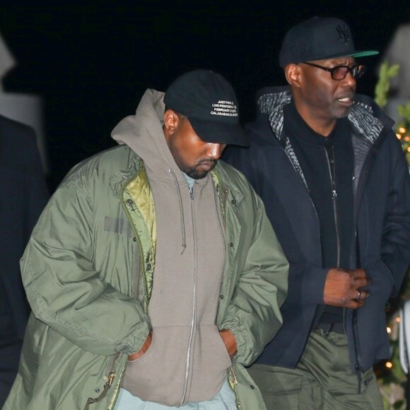 Kanye West est allé diner avec son père Ray West au restaurant Nobu à Malibu, le 15 février 2018