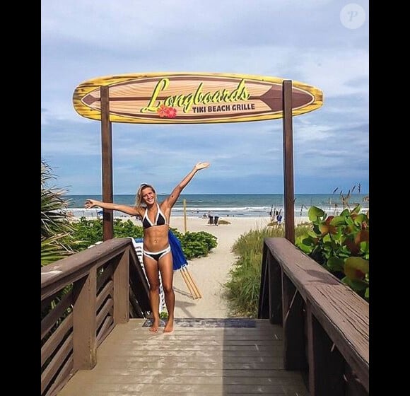 Alice, la soeur de Candice de "Koh-Lanta All Stars", divine en bikini - Instagram, 29 novembre 2017
