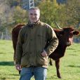  Eric dit "Ricou", éleveur de vaches allaitantes en Auvergne Rhône-Alpes. "L'amour est dans le pré 2018". 