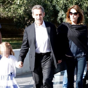 Nicolas Sarkozy, sa femme Carla Bruni et leur fille Giulia arrivent au musée de l'Acropole à Athènes. Le 24 octobre 2017