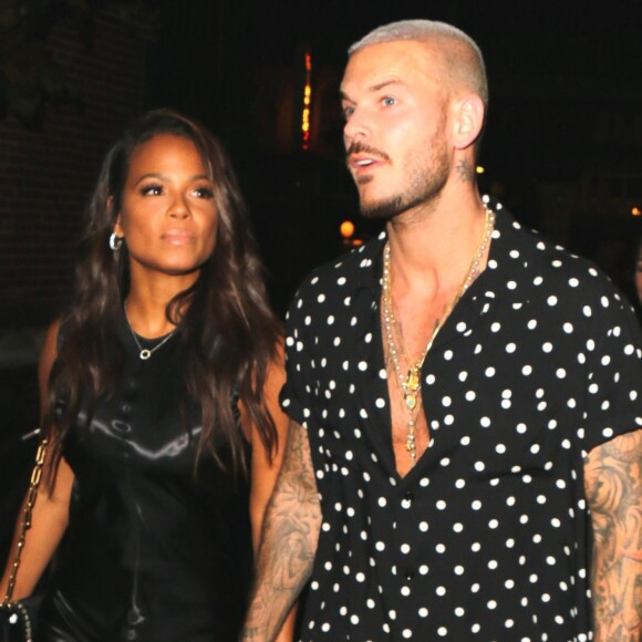 M. Pokora (Matt Pokora) et sa compagne Christina Milian fêtent leurs anniversaires respectifs avec leurs amis au restaurant "Beauty & Essex" à Los Angeles le 26 septembre 2017. Matt est né le 26 septembre 1985 et fête ses 32 ans alors que sa compagne est née le 26 septembre 1981 et fête ses 36 ans.