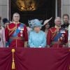 La princesse Beatrice d'York et le prince Andrew au côté de la reine Elizabeth II avec la famille royale lors de la parade Trooping the Colour le 9 juin 2018.