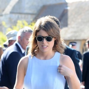 La princesse Eugenie d'York et son fiancé Jack Brooksbank au mariage de Charlie Van Straubanzee et Daisy Jenks à l'église de Sainte-Marie-la-Vierge à Frensham, le 4 août 2018.