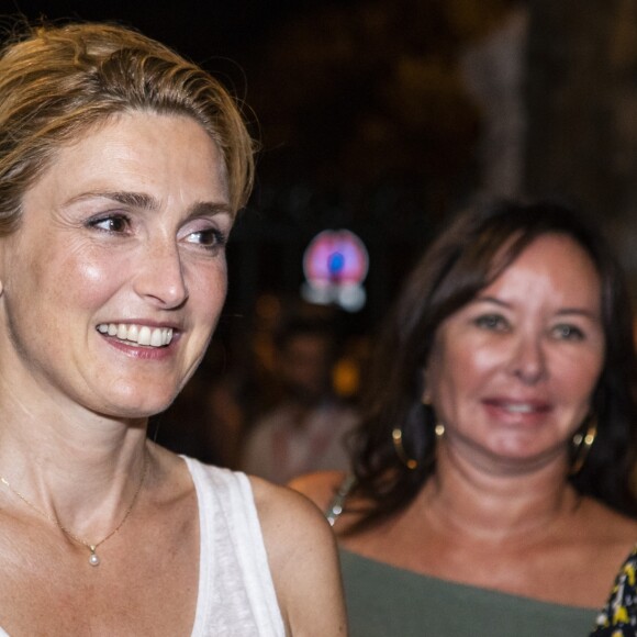 Exclusif - Julie Gayet - Festival de Ramatuelle - Pièce ART de Y. Reza le 4 août 2018. Un dîner était donné à l'issue de la représentation. © Cyril Bruneau / Festival de Ramatuelle / Bestimage