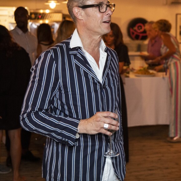 Exclusif - Alain Fromager et Julie Gayet au restaurant après la représentation - Festival de Ramatuelle - Pièce ART de Y. Reza le 4 août 2018. Un dîner était donné à l'issue de la représentation. © Cyril Bruneau / Festival de Ramatuelle / Bestimage