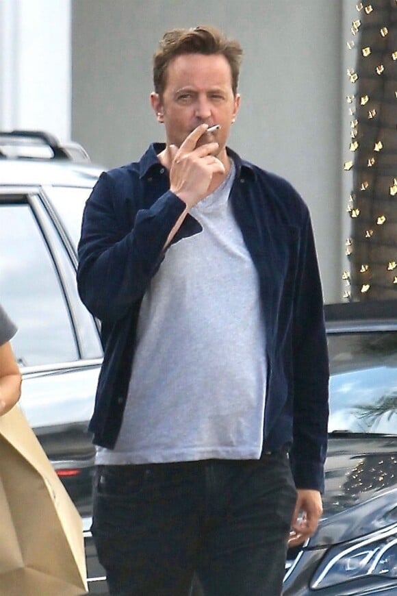 Exclusif - Matthew Perry se balade dans les rues de Beverly Hills, le 14 septembre 2017