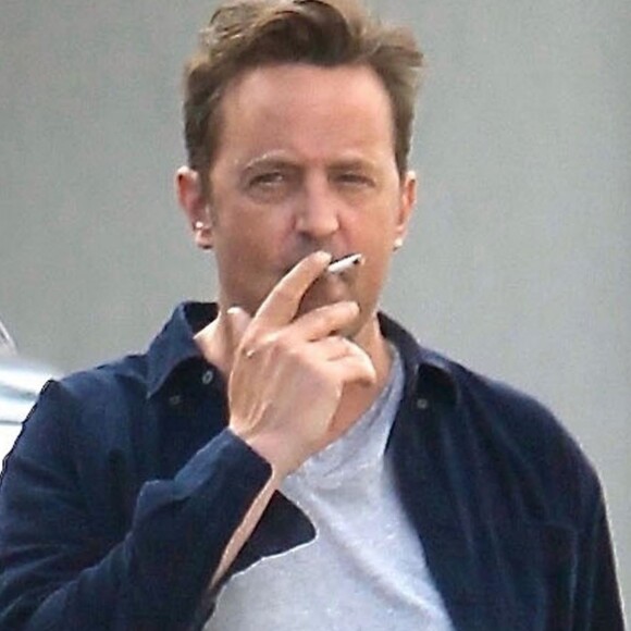 Exclusif - Matthew Perry se balade dans les rues de Beverly Hills, le 14 septembre 2017