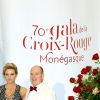 Le prince Albert II de Monaco et la princesse Charlene de Monaco arrivent à la 70e édition du gala de la Croix Rouge monégasque à Monaco le 27 juillet 2018. © Dominique Jacovides/Bestimage