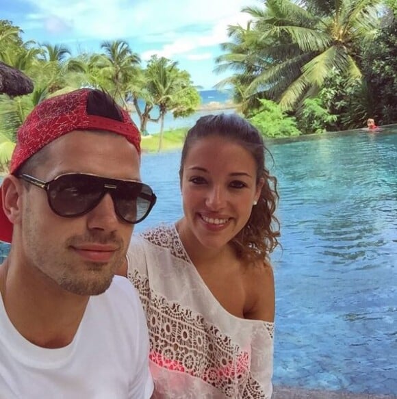 Camille Sold de "Koh Lanta 2012" fiancée à Morgan Schneiderlin, elle annonce la bonne nouvelle sur Instagram