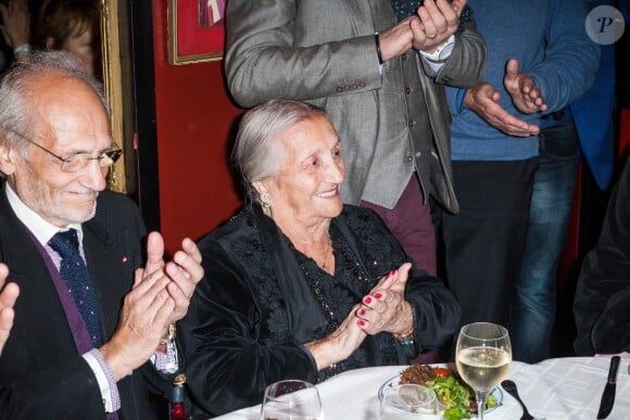 Les artistes de cirque Emilien et Rosa Bouglione - Michou fête son 84ème anniversaire dans son cabaret à Paris le 18 juin 2015.