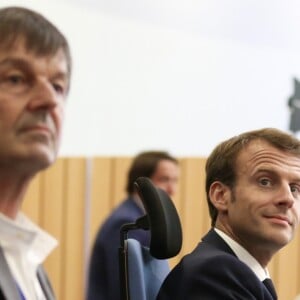 Le président de la république française, Emmanuel Macron accompagné de Nicolas Hulot participent au sommet sur les interconnections énergétiques à l'Agence Européenne pour la Sécurité Maritime, Lisbonne, Portugal, le 27 juillet 2018. © Stéphane Lemouton/Bestimage