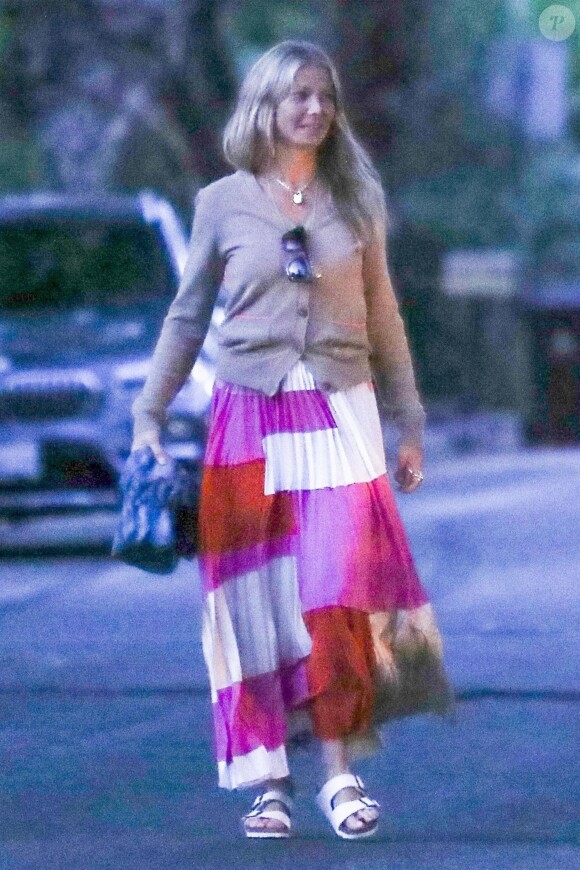 Exclusif - Gwyneth Paltrow est allée rendre visite à des amis à Santa Monica, le 28 juin 2018