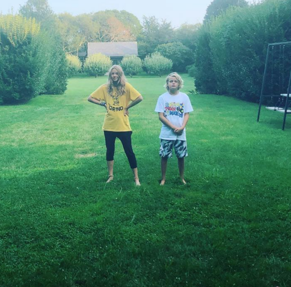 Gwyneth Paltrow publiant une photo de ses enfants Apple et Moses sur Instagram. Août 2018.