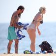Exclusif -  Kesha et son compagnon Brad Ashenfelter passent une journée romantique sur la plage de Todos Santos au Mexique, le 16 août 2018