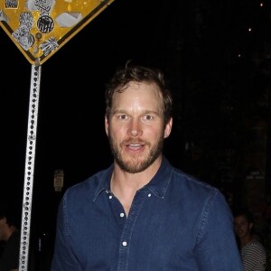 Exclusif - Chris Pratt et sa compagne Katherine Schwarzenegger sont allés faire la fête au Beauty & Essex après un diner en amoureux à Hollywood, le 11 août 2018.
