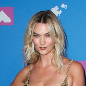 Karlie Kloss aux MTV Video Music Awards 2018 à New York le 20 août 2018.