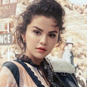 Selena Gomez pose pour la nouvelle campagne publicitaire de "Coach".