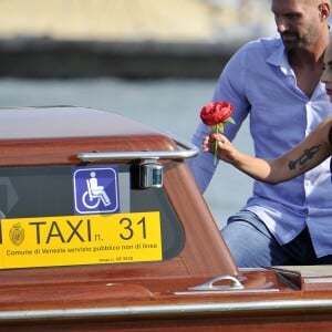 Lady Gaga en bateau-taxi lors 75ème édition du Festival du Film International de Venise, La Mostra, à Venise, Italie, le 30 août 2018.