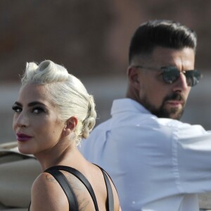 Lady Gaga en bateau-taxi lors 75ème édition du Festival du Film International de Venise, La Mostra, à Venise, Italie, le 30 août 2018.