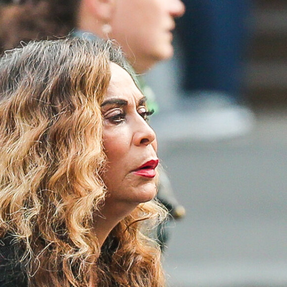 Exclusif - Blue Ivy habillée en tenue de danseuse, se rend à l'Opéra Garnier avec sa grand-mère Tina Knowles pendant que ses parents sont en répétitions à l'U Arena le 23 mai 2018.