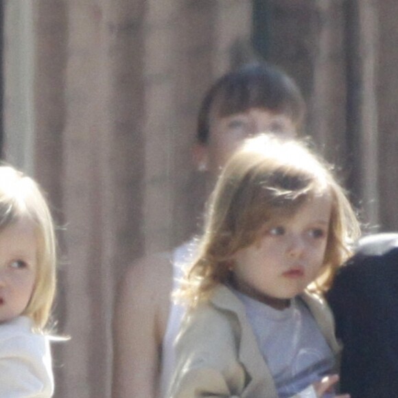 Brad Pitt et Angelina Jolie en famille en mars 2011 à La Nouvelle-Orléans.