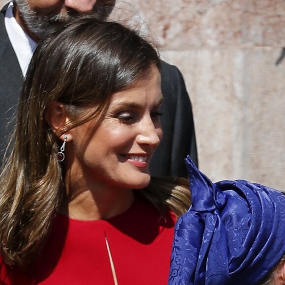 Le roi Felipe VI d'Espagne, la reine Letizia et leurs filles la princesse Leonor des Asturies et l'infante Sofia ont célébré le centenaire du couronnement canonique de la Vierge de Covadonga  le 8 septembre 2018 à Cangas de Onis. Il s'agissait de la première visite officielle de la princesse Leonor dans le royaume des Asturies, une manère d'étrenner officiellement son titre d'héritière, 41 ans après son père.