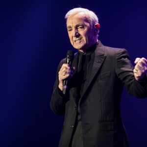 Exclusif - Charles Aznavour en concert à l'Accorhotels Arena à Paris. Le 13 décembre 2017 © Cyril Moreau / Bestimage