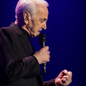 Exclusif - Charles Aznavour en concert à l'Accorhotels Arena à Paris. Le 13 décembre 2017 © Cyril Moreau / Bestimage