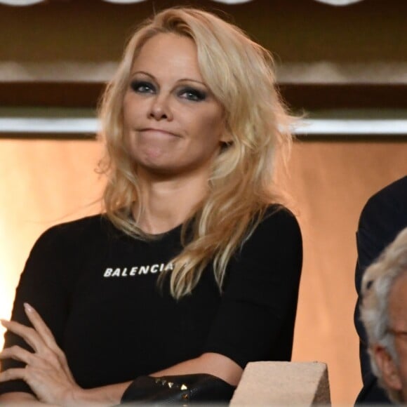 Exclusif - Pamela Anderson, l'actrice et modèle américaine, est venue encourager son fiancé Adil Rami, le défenseur marseillais, durant la rencontre de football de Ligue 1 Conforama entre Monaco et Marseille au stade Louis II le 2 septembre 2018. Les marseillais ont battu l'équipe de la Principauté par 3 buts à 2. © Bruno Bebert/Bestimage