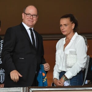 Le prince Albert II de Monaco et la princesse Stéphanie de Monaco - Match de football entre l'AS Monaco et l'Atlético de Madrid lors de la 1ère journée de Ligue des champions au stade Louis-II à Monaco le 18 septembre 2018. L'Atlético de Madrid a battu l'AS Monaco sur le score de 2 buts à 1. © Lionel Urman/Bestimage