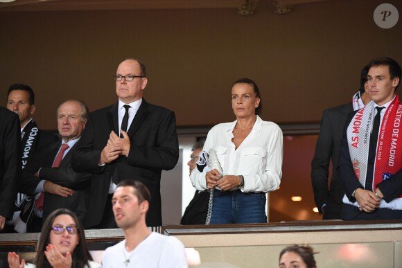 Dmitri Rybolovlev (président de l'AS Monaco), le prince Albert II de Monaco et la princesse Stéphanie de Monaco - Match de football entre l'AS Monaco et l'Atlético de Madrid lors de la 1ère journée de Ligue des champions au stade Louis-II à Monaco le 18 septembre 2018. L'Atlético de Madrid a battu l'AS Monaco sur le score de 2 buts à 1. © Lionel Urman/Bestimage
