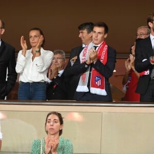 Le prince Albert II de Monaco, la princesse Stéphanie de Monaco, Louis Ducruet, Pierre Casiraghi - Match de football entre l'AS Monaco et l'Atlético de Madrid lors de la 1ère journée de Ligue des champions au stade Louis-II à Monaco le 18 septembre 2018. L'Atlético de Madrid a battu l'AS Monaco sur le score de 2 buts à 1. © Lionel Urman/Bestimage