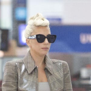 Exclusif - Lady Gaga arrive à l'aéroport international Pearson de Toronto pour le TIFF 2018 (Festival international du film de Toronto 2018) à Toronto, Canada, le 8 septembre 2018.