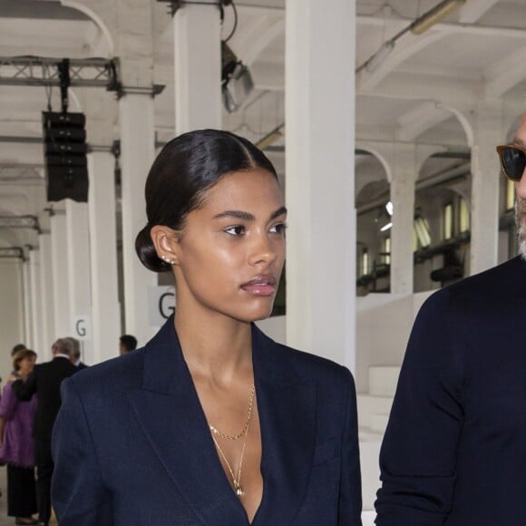 Vincent Cassel, Tina Kunakey au défilé Roberto Cavalli lors de la Fashion Week de Milan prêt-à-porter printemps/été 2019 le 22 septembre 2018.