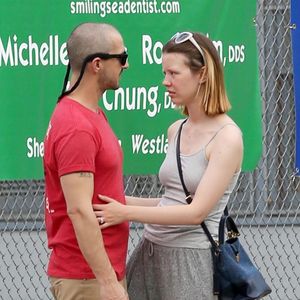 Exclusif - Shia LaBeouf et Mia Goth passent la journée dans une fête foraine à Encino le 7 mai 2018.