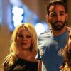 Exclusif - Pamela Anderson et son nouveau compagnon le footballeur français Adil Rami vont dîner en amoureux au restaurant "la Villa" après la victoire de l'OM contre Toulouse (2-0) , Marseille le 24 septembre 2017.
