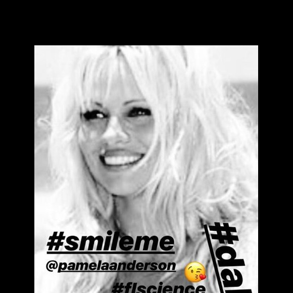 Adil Rami apporte son soutien à Pamela Anderson sur Instagram le 26 septembre 2018.