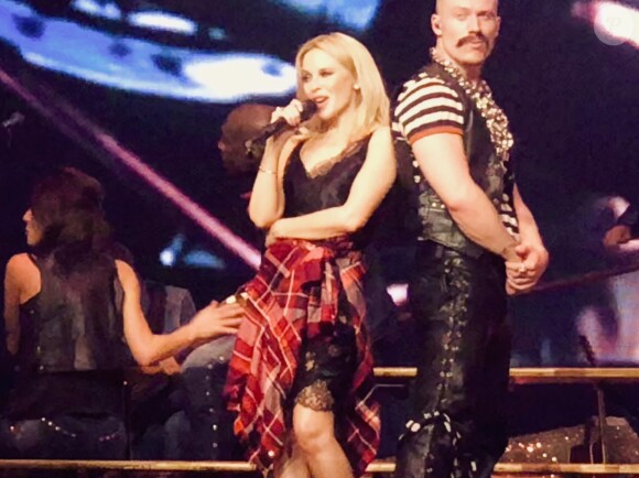 Kylie Minogue sur scène à Newcastle le 18 septembre 2018.