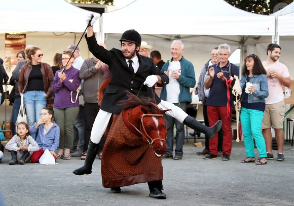 Exclusif - Guillaume Canet est le président et le parrain du 1er championnat du monde de cheval à deux pattes aux Herbiers, près de Nantes le 29 septembre 2018. Le "Horse Man" est une discipline venu de Finlande qui compte 10 000 licenciés. La compétition regroupe 55 équipes du monde entier représentants plus de 400 participants qui doivent participer à une épreuve de dressage et une de saut d'obstacle. © Patrick Bernard / Bestimage