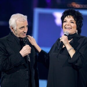 EXCLUSIF - Charles Aznavour et Liza Minelli à Paris en mai 2004.