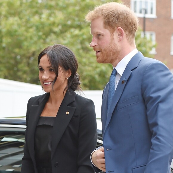 Le prince Harry, duc de Sussex et Meghan Markle, duchesse de Sussex arrivent à la soirée WellChild Awards à l'hôtel Royal Lancaster à Londres le 4 septembre 2018.