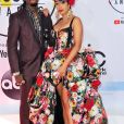 Cardi B (en robe Dolce &amp; Gabbana) et son mari Offset à la soirée 2018 American Music Awards au Microsoft Theater à Los Angeles, le 9 octobre 2018.