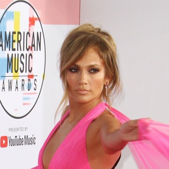 Jennifer Lopez à la soirée 2018 American Music Awards au théâtre Microsoft à Los Angeles, le 9 octobre 2018