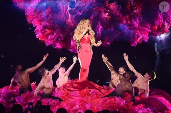 Mariah Carey à la soirée 2018 American Music Awards au théâtre Microsoft à Los Angeles, le 9 octobre 2018